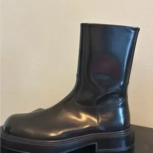 Ferragamo fórmia men’s boots 8 1/2 Salvatore Ferragamo | Shoes | Ferragamo Frmia Mens Boots 8 2  main image 2